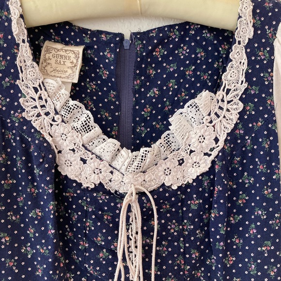 Vintage Gunne Sax dress - Picture 5 of 8